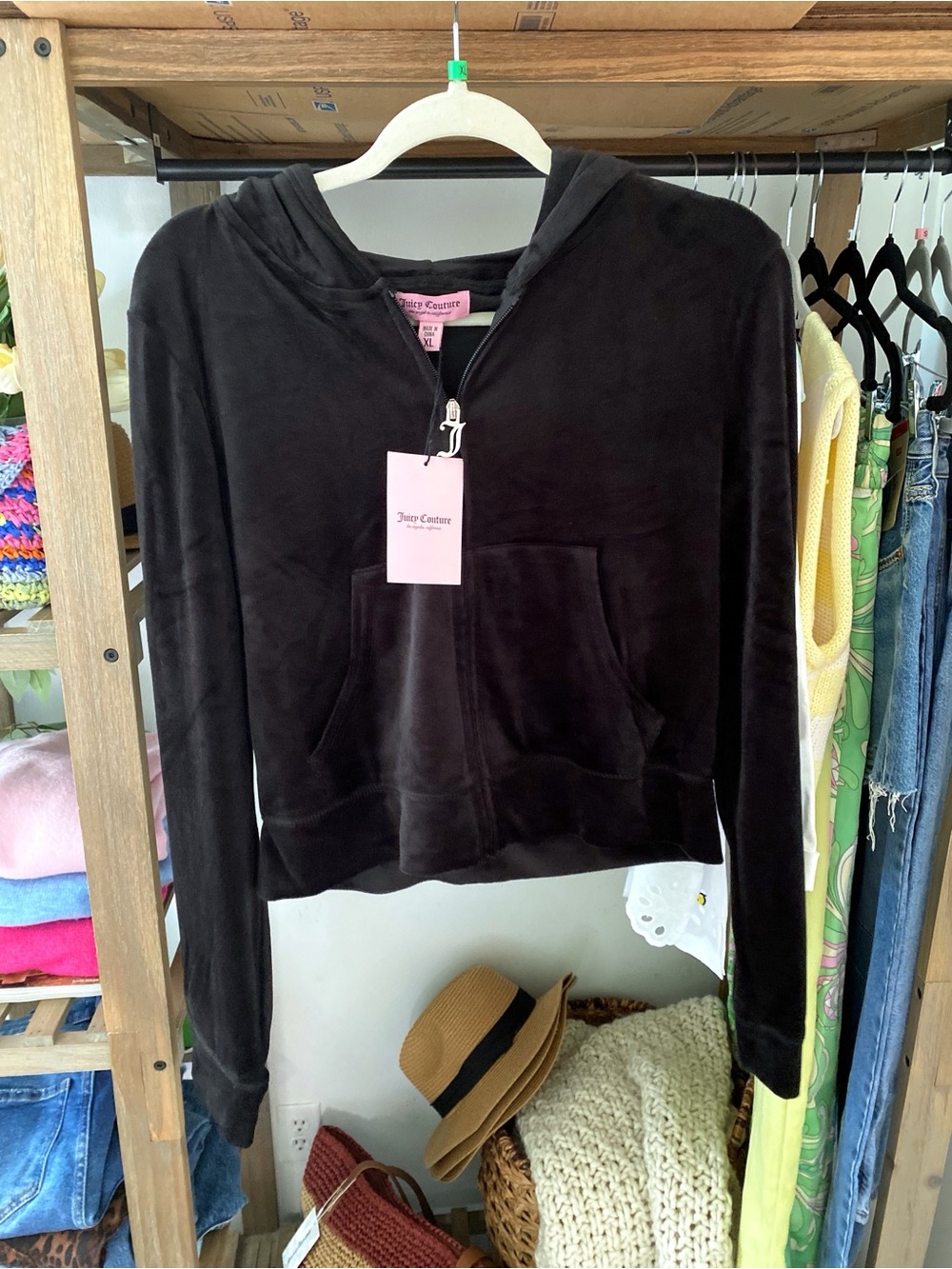 JUICY COUTURE Black Velour Pants & Hooded Sweatshirt Set with Silver JC Logo! 🖤 - Picture 7 of 16